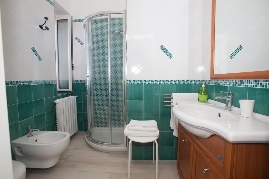 Bed and Breakfast Le Nereidi Beb Margherita Di Savoia Exterior foto